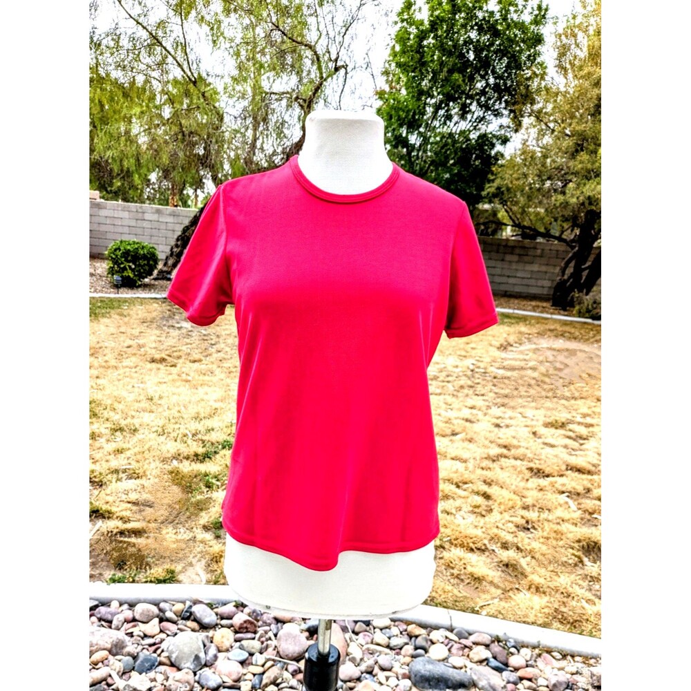 Travel Smith Women's Small Dark Pink Short Sleeve CoolMax Shirt USA-Made Top EUC